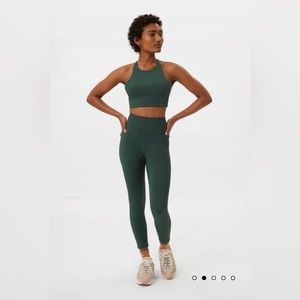 Never worn Girlfriend Collective leggings - light green